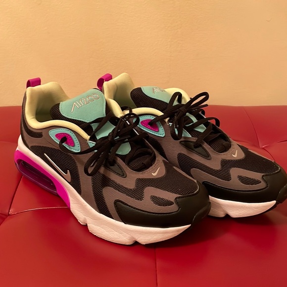 Nike Other - Nike Airmax Women’s 200